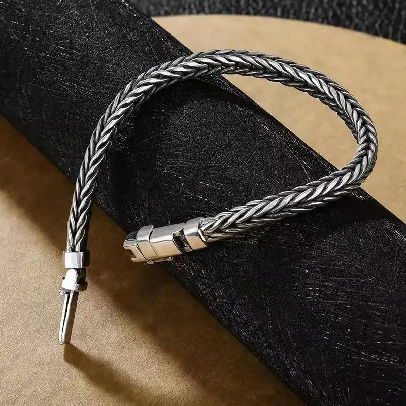 New Fashion Leisure Men's Bracelet S925 Retro Thai Silver Hand Woven Bangle Simple Student Versatile Jewelry For Men And Women