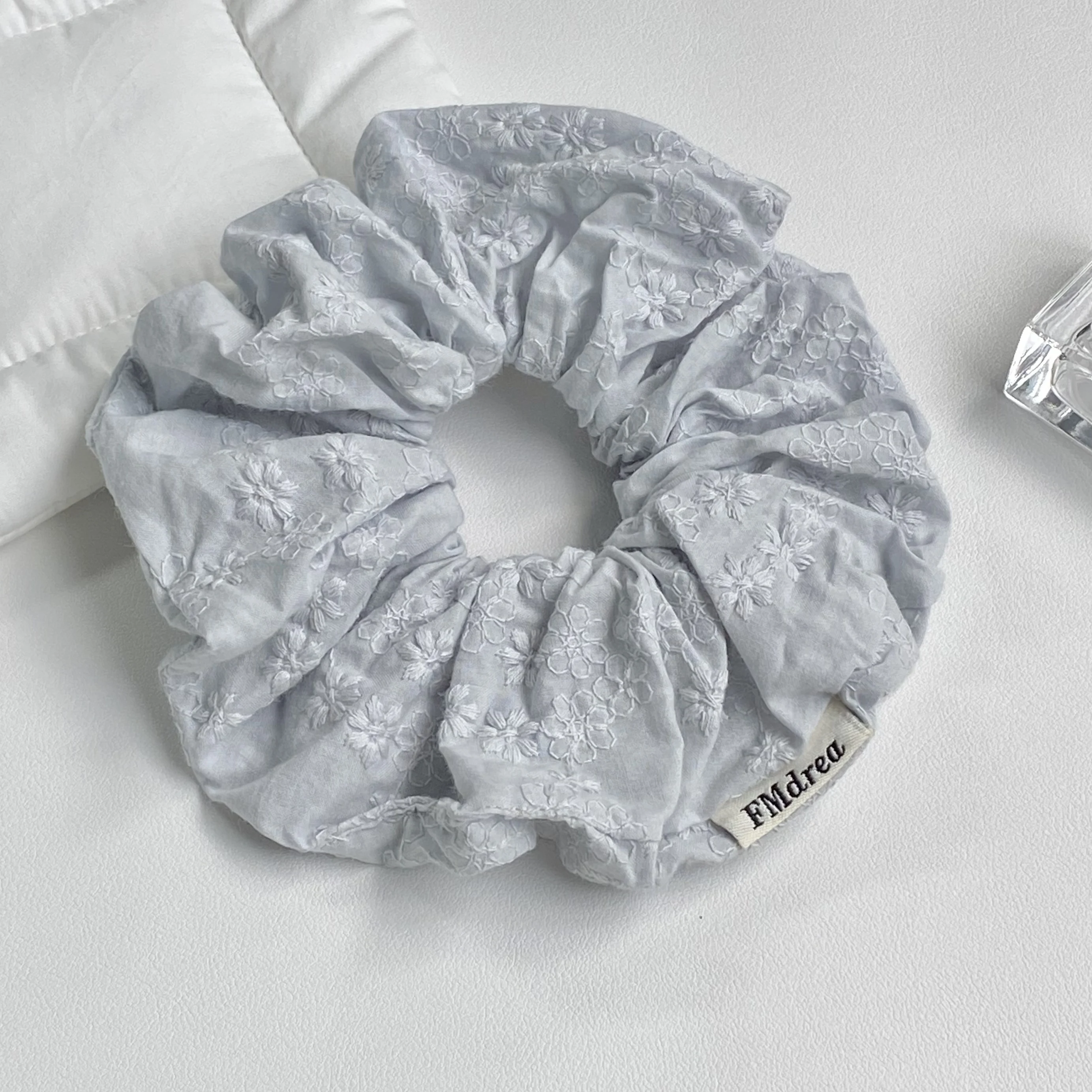 1PC Floral Embroidered Hair Scrunchies Set, Light Blue And Creamy White Hair Ties, Elegant Hair Accessories For Women