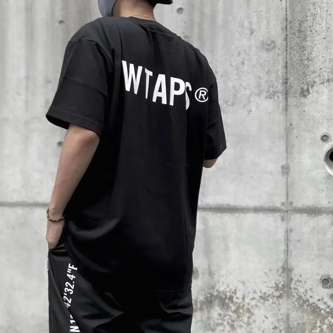 

WTAPS WTVUA 22SS Classic Letter Logo Printed Men's and Women's Casual Loose Round Neck Short sleeved T-shirt