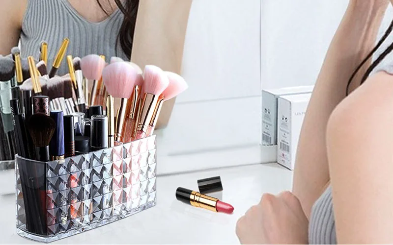 Description Picture 3 of itemAcrylic Cosmetic Storage Box Makeup Brush Holder Organizer Lipstick Eyebrow Pencil Bathroom Storage Display Stand Diamond