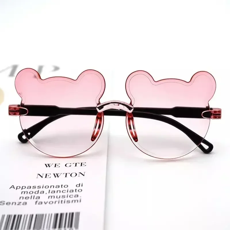 Kids Sunglasses Children and girls Baby glasses spring and summer boy sunshade mirror UV protection cute bear