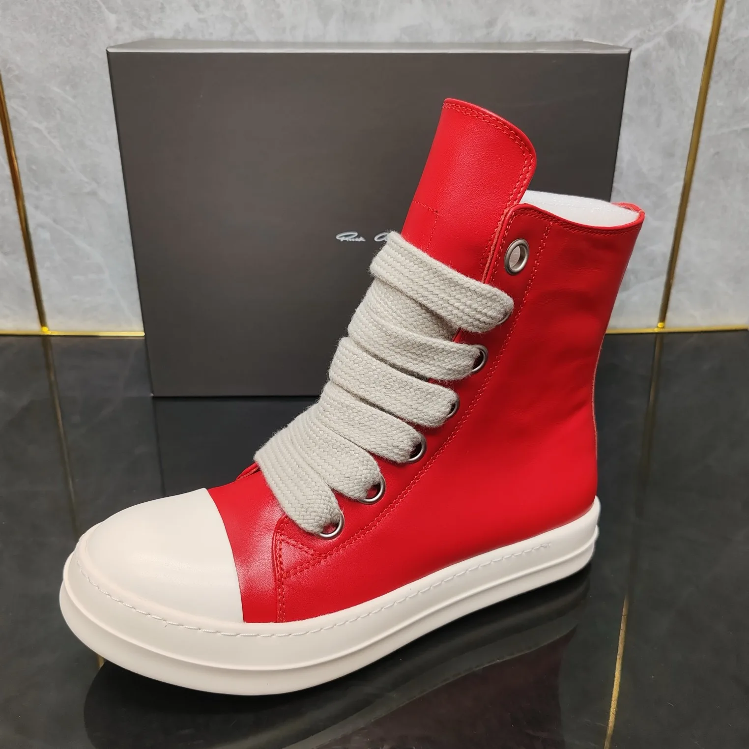 Ricks shoes leather Harajuku style high-top boots retro red lovers shoes with thick soles and non-slip with zippers.