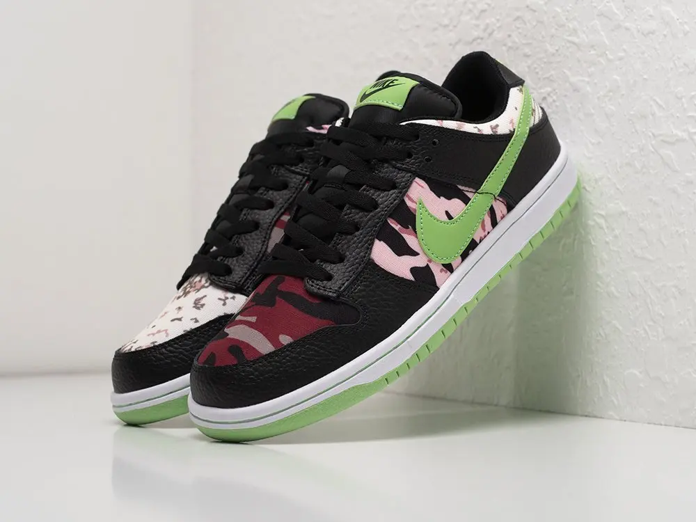 Sneakers Nike SB Dunk Low black demisezon for men |