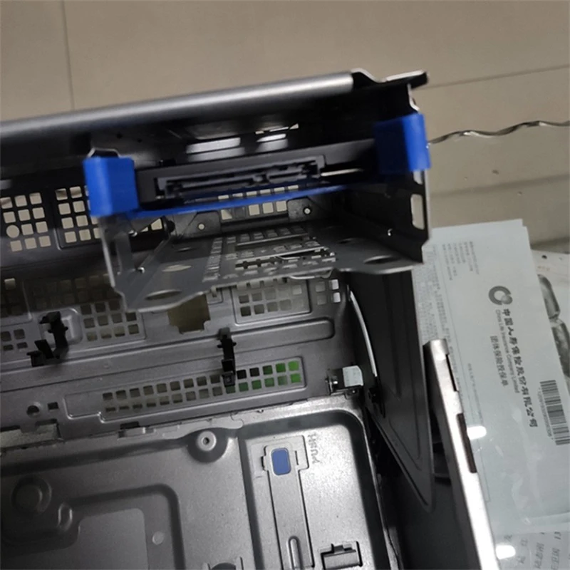 New 1 Set 2.5 Inch SSD Hard Drive Disk Rack Bracket HDD Tray Caddy W/Screw For Dell Optiplex 3070 5070 7070 MT Repair Part