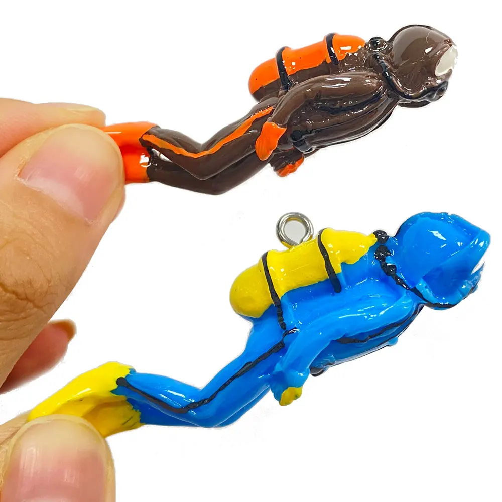 Vibrant Aquarium Decor: Miniature Figurines, Plants & Stones