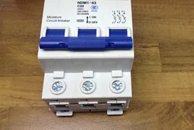 

NDM1-63 C20 3P 20A миниатюрный автоматический выключатель
