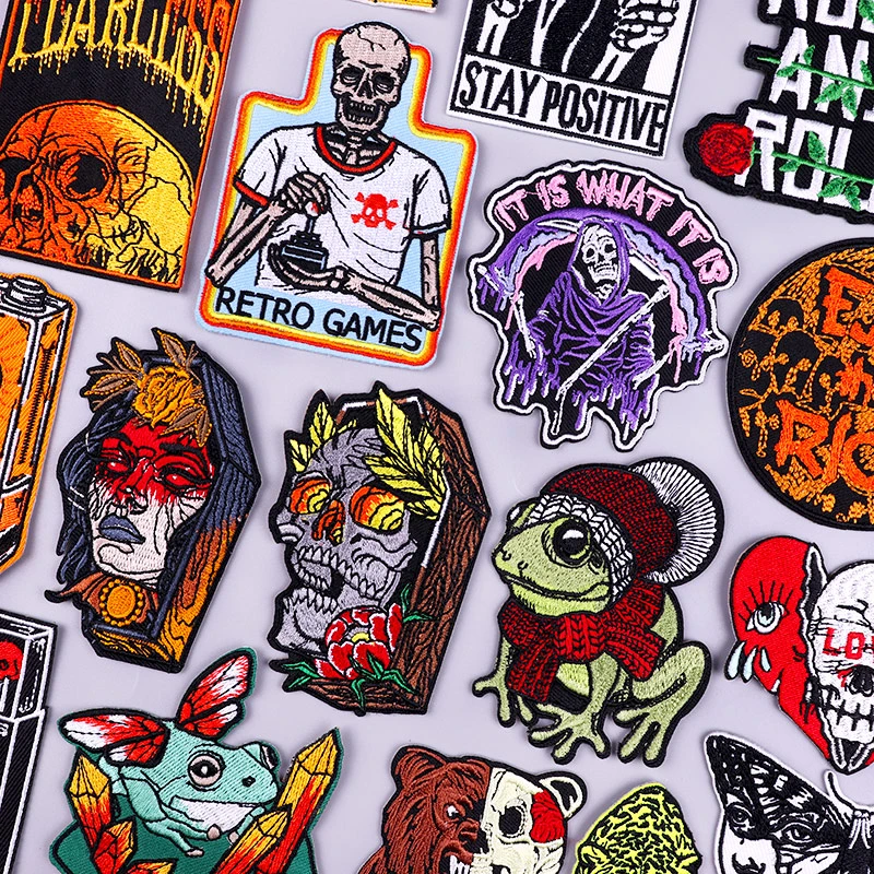 13 Stück Aufbügel-Patches - Geister, Katzen, Schädel Für Kleidung & Rucksäcke