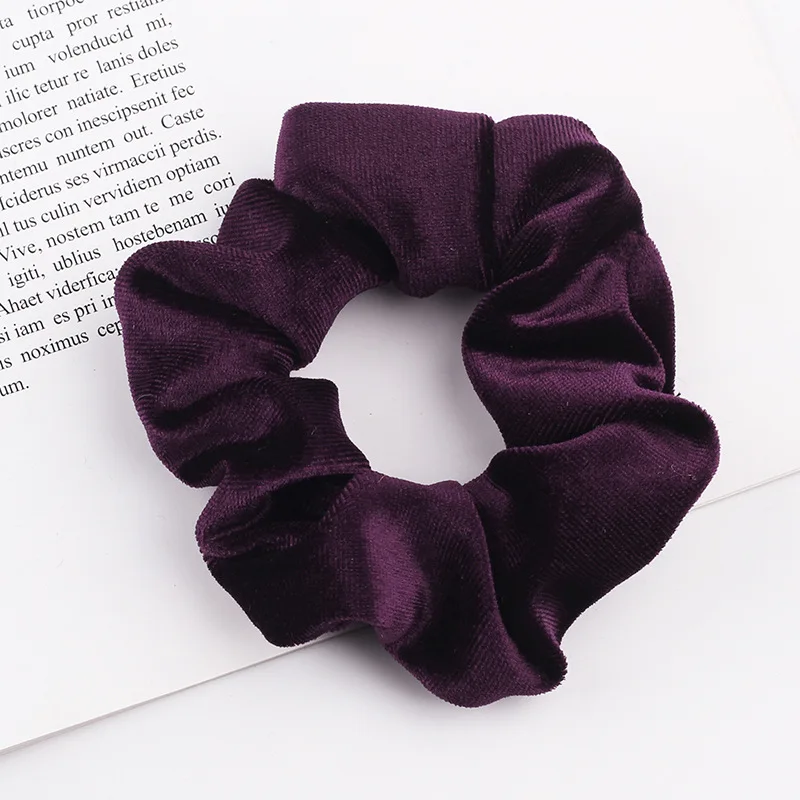 Elegant Velvet Scrunchie – Stylish Elastic Hair Accessory