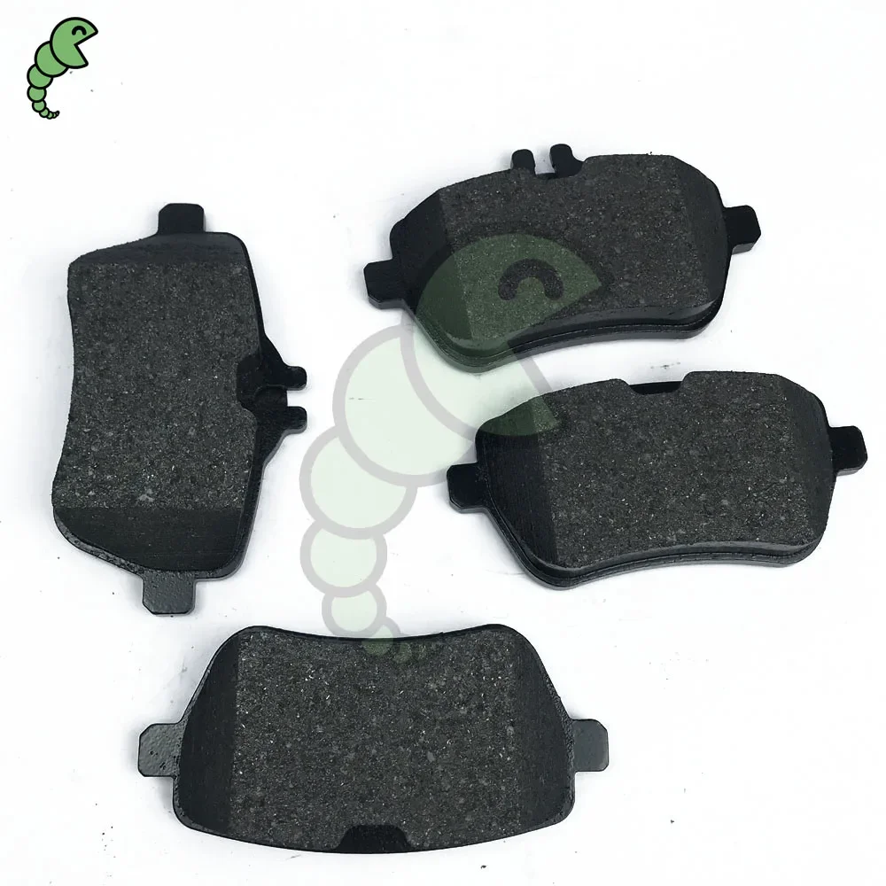 Car Brake Pads Set Ceramic Pad Front Friction Plate 0084200820 Brake Shoes Behind for Mercedes-Benz A0084200820 Brake Pad Back Skin