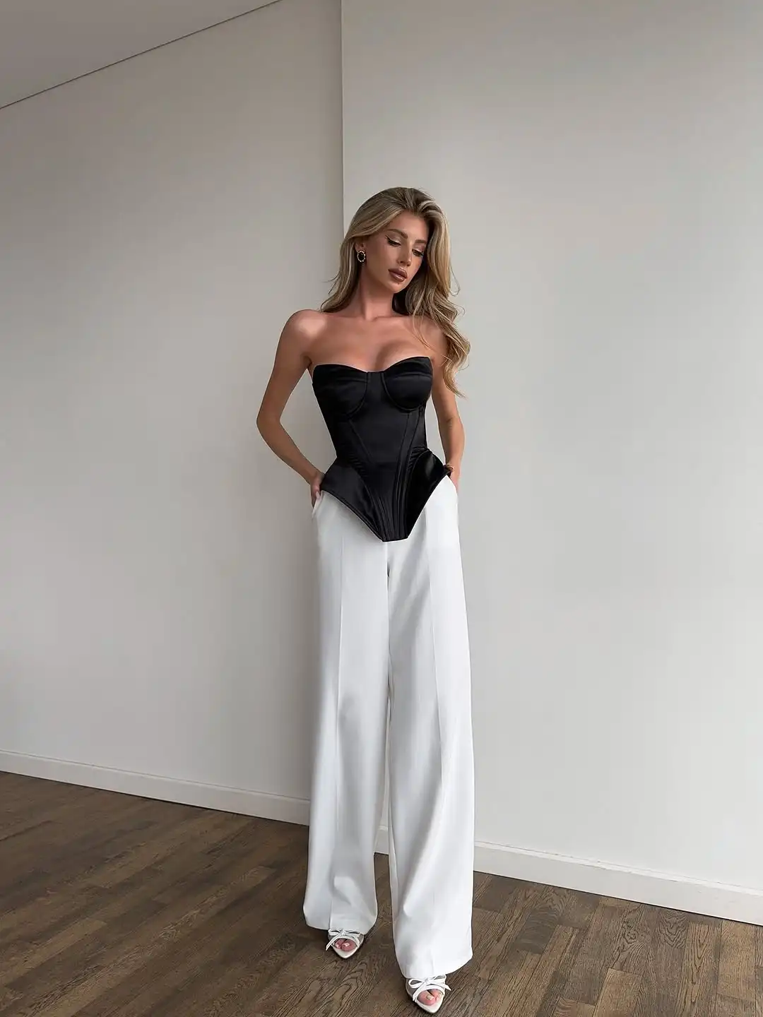 Sexy Fishbone Strapless Short Top Lady, Women Vacation Party Tops - Uniqwear