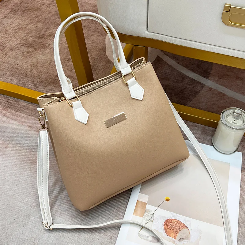 New Handbag 2023 Fashion Versatile Double Layered Shoulder Bag Fo Women with Small Design Large Capacity Crossbody Bag for Women