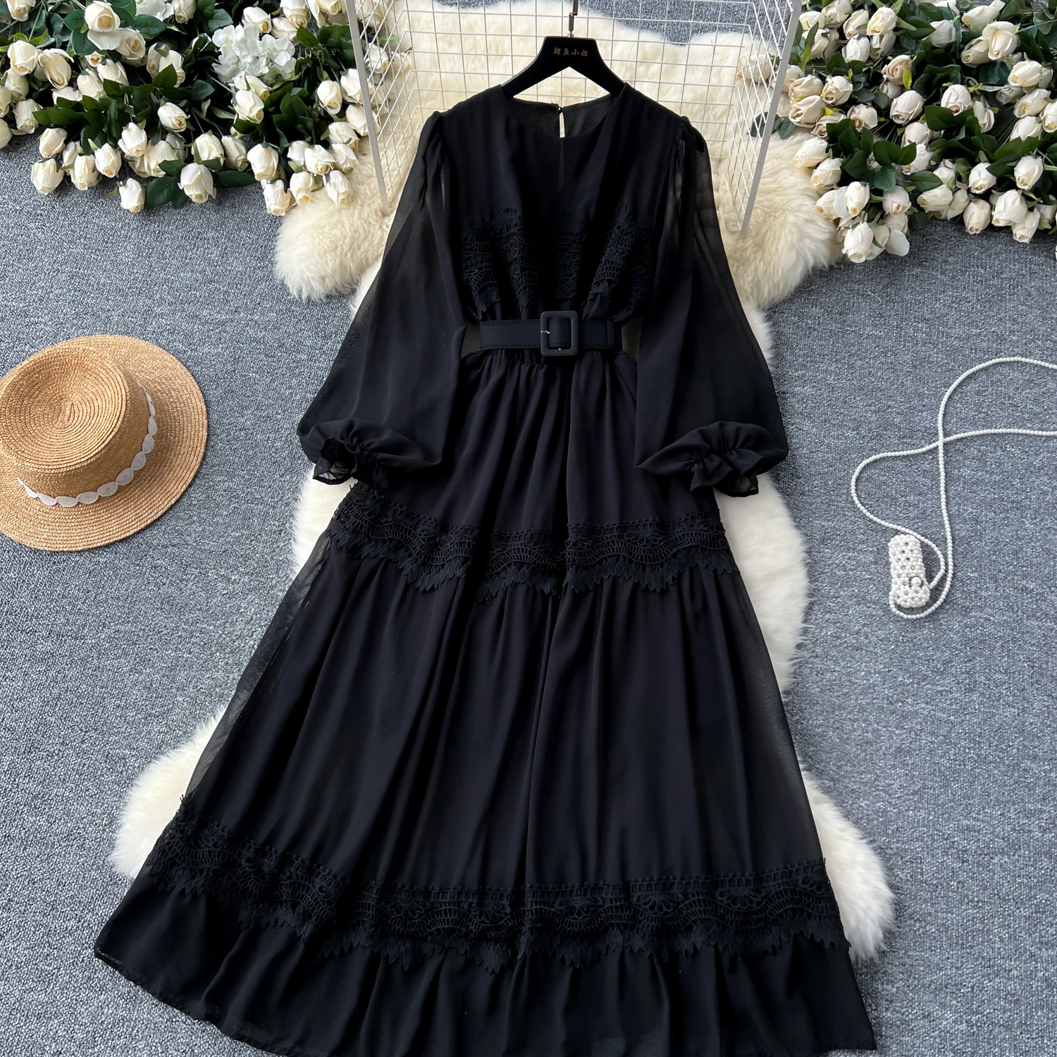 French Vintage O Neck Hollow Out Lace Patchwork Long Lantern Sleeves Korean Fashion Dresses Women's Autumn Waist Sweet Clothing