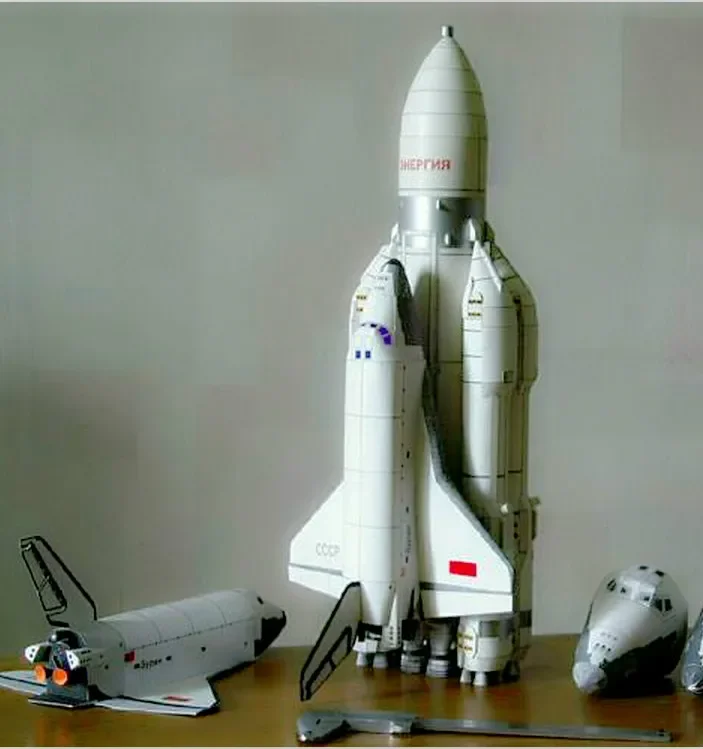 ストームスノースペースシャトルモデル、エネルギー番号キャリア