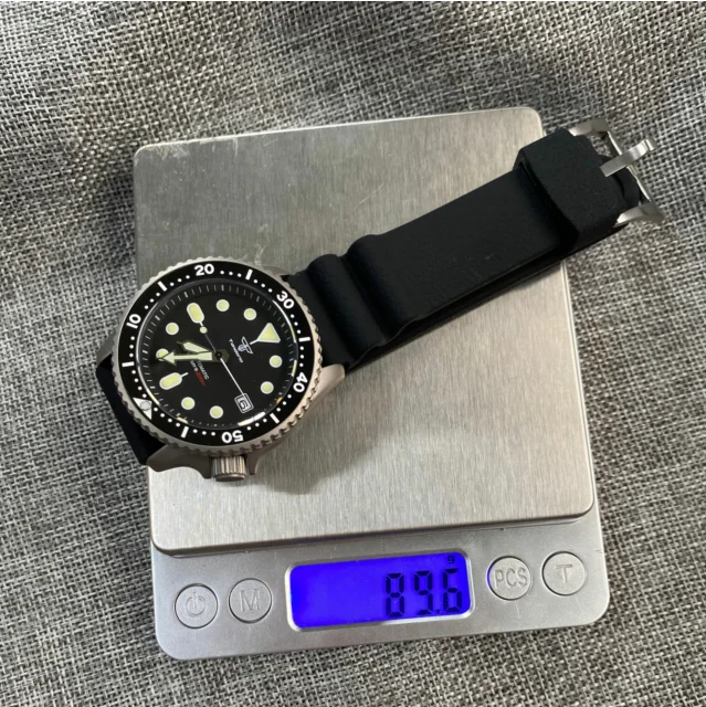Titanium Diver NH35A Automatic 200M Men Watch Sapphire Glass 3.8 o'clock Date Rubber Ceramic Bezel