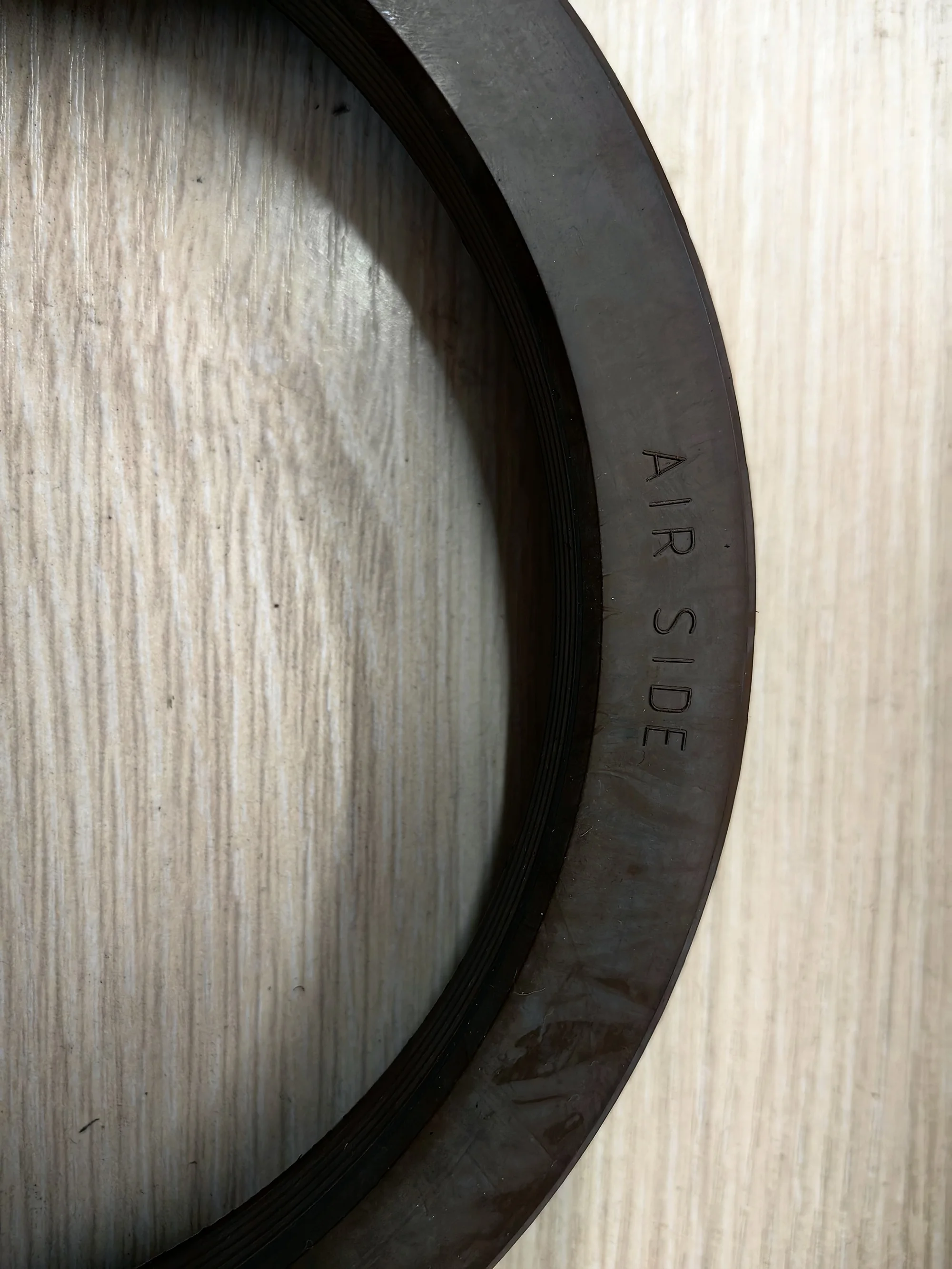 Rear Wheel Combination Oil Seal For General Purpose Buses And Trucks