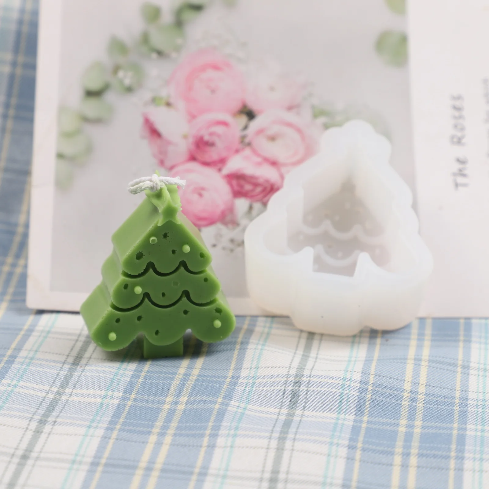 Silicone Christmas Candle Molds for DIY Aromatherapy Soap