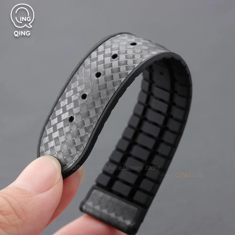 Premium 20mm Two-Tone Carbon Fiber Silicone Watch Strap - Sporty & Waterproof Replacement Band