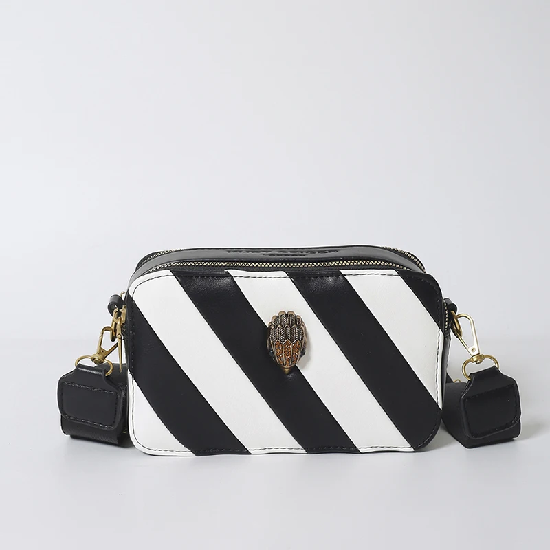 thumbnail image 1 of Bolso de hombro KURT GEIGER LONDON Moda para cámara Mujer Rayas Blancas y Negras Cuadrado con Cremallera, 1 of 5