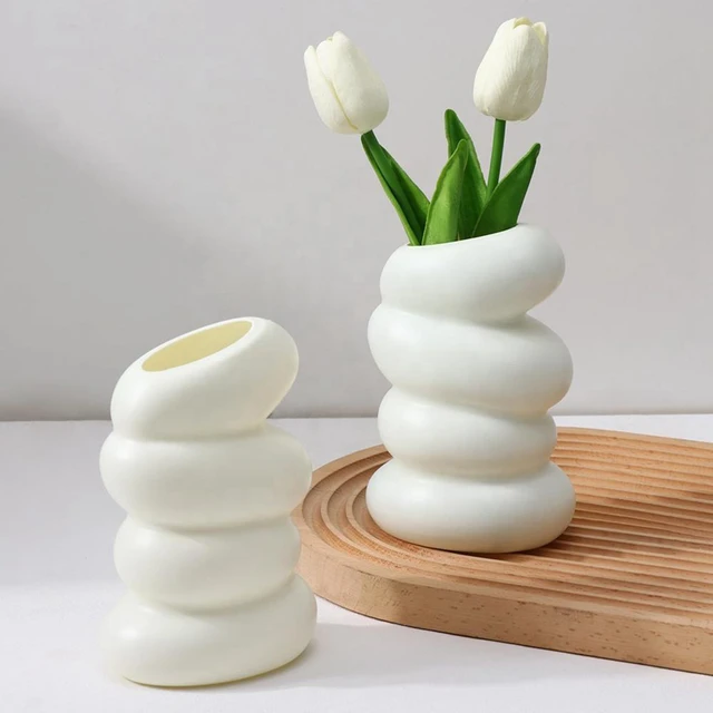 Plastic Spiral White Vase Nordic Flower Vase Living Room Decoration Home Desk Decorative Plant Bottle Office Desktop Ornament