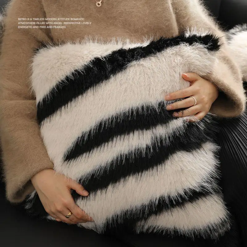 

1Pc Creative Personalized Zebra Pattern Plush Throw Pillow Pillowcase Living Room Bedroom Retro Decorative Cushion Pillowcase