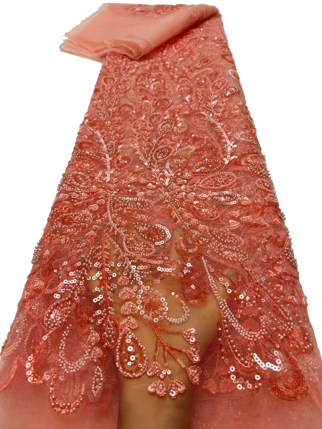 

European and American heavy industry three-dimensional bead sequin embroidery net yarn, high-end fashion wedding dress