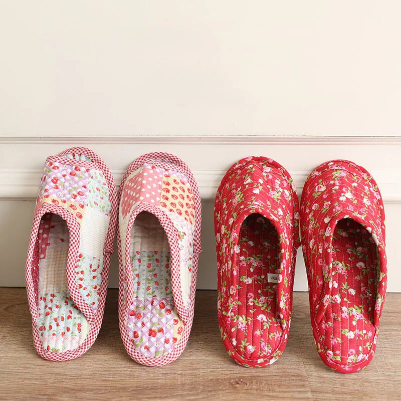

Women Indoor Cotton Slippers Vintage Floral Bedroom Carpet Slippers Soft Toe Sole Slippers Non-Slip Travel Indoor Flat Shoes