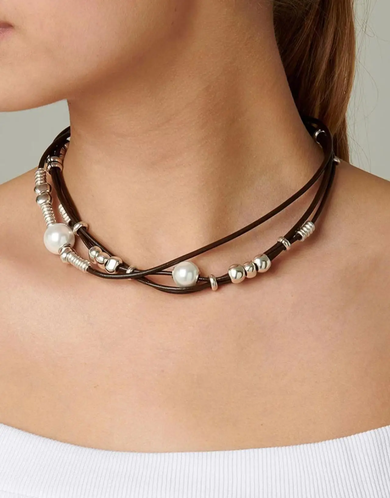 

2021 New Stainless steel alloy Silver Color Bead Necklace Can Be Given As A Gift To Women with Free Wholesale Shipping
