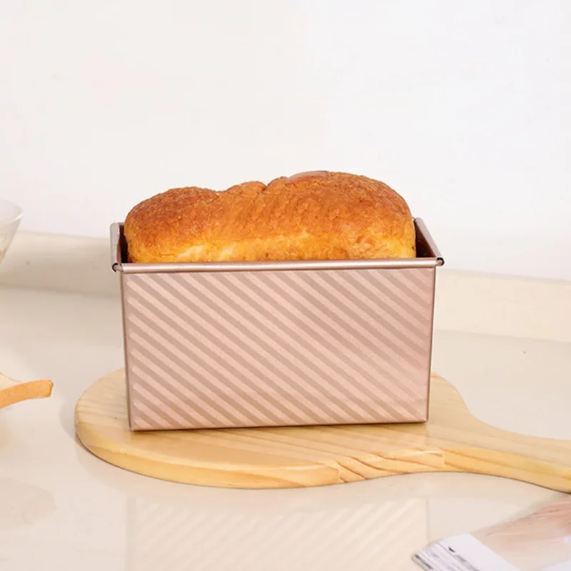Bread Mold 1Pcs Rectangle Loaf Pan with Cover Bread Baking Mould Cake Toast Non-Stick Toast Box with Lid Aluminized Steel Bread Mould