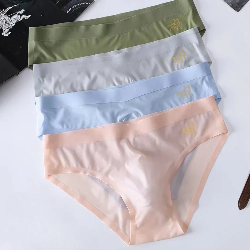 Description Picture 2 of itemSummer Men's Ice Silk Briefs Seamless Quick-dry Underwear for Men Daily Underwear Middle Waist Solid Sexy U Convex Pouch Panties