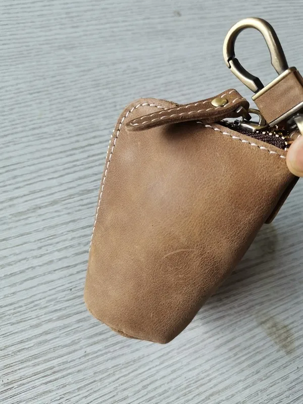 

Foreign Trade Inventory Tail Retro Handmade Baotou Layer Cowhide Crazy Horse Leather Mini Storage Bag Car Key Bag