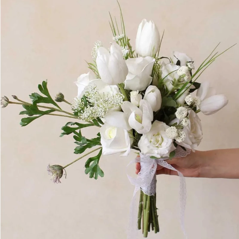 

Simulated flowers, white texture, roses, tulips, bride's wedding, holding flowers, photo studio, fake flowers, photography,