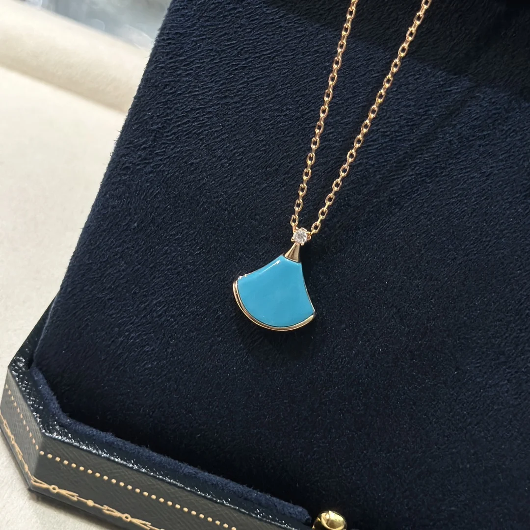 

Natural turquoise Necklaces Dainty Gold Necklace Plated Long Lariat Necklace Simple for Women Trendy Jewelry Gifts for Girls
