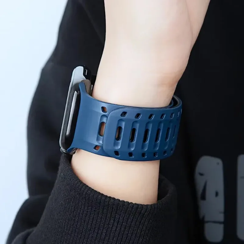 Magnetic Silicone Comfort Strap for Apple Watch