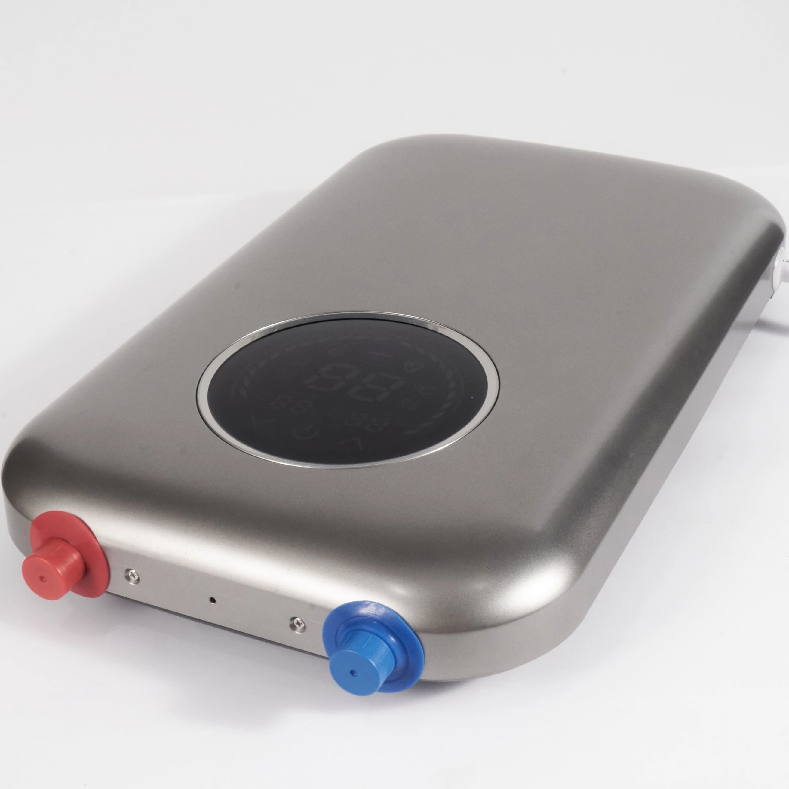 เครื่องทําน้ําอุ่นไฟฟ้าในครัวเรือนที่ปลอดภัย เทคโนโลยีพลังงานสูงสุด โซลูชันน้ําร้อนทันที อุณหภูมิ LED ประหยัดพลังงาน 1