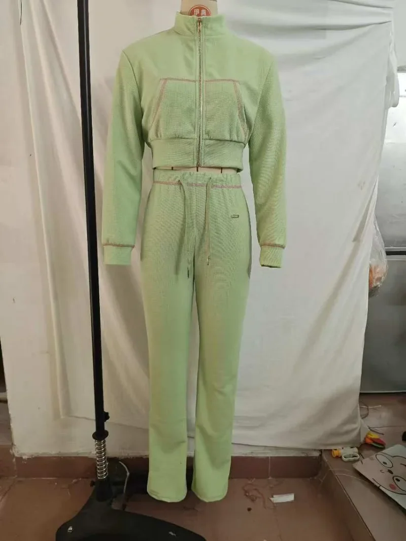 Conjunto De Moletom FIOPHY Feminino 2 Peças - Malha Waffle Com Zíper