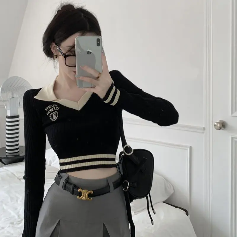 

Y2k Tops Retro Long Sleeve Knitting Pullover Korean Fashion Slim Sexy Coat Sweater Short Top Luxury Designer Clothing