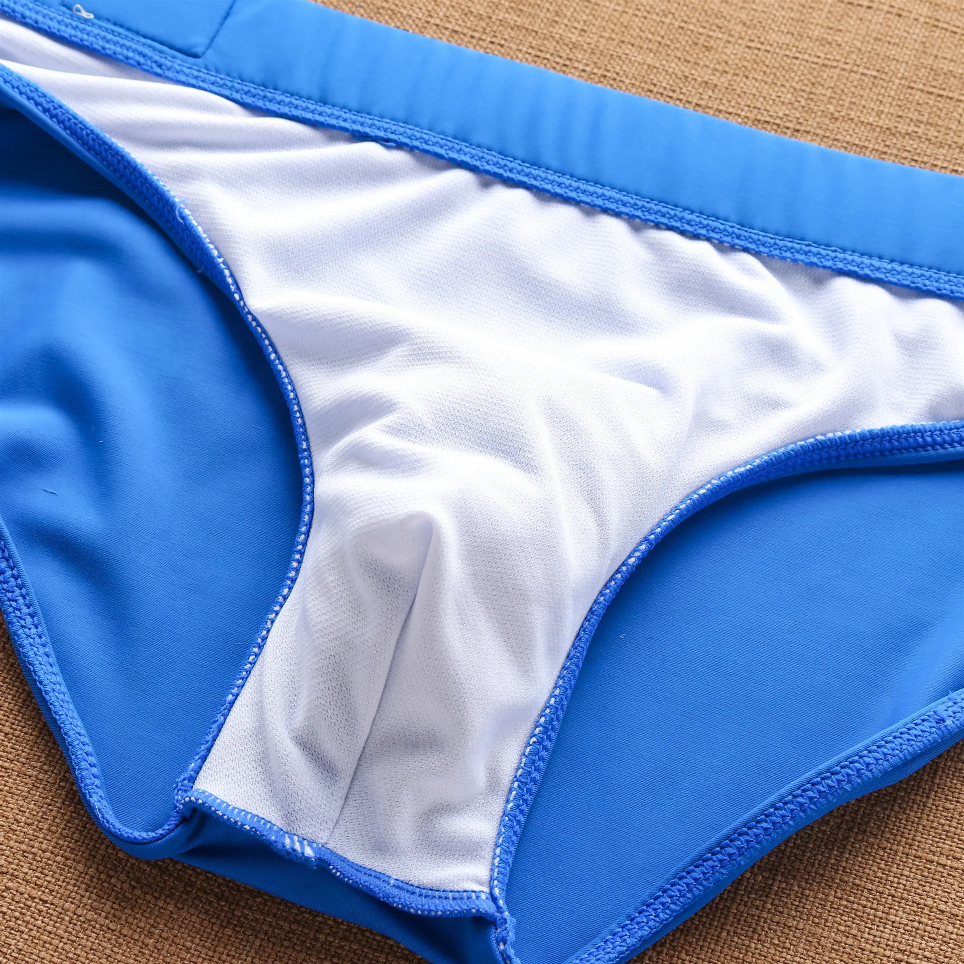 Addicted Brand Men's Swimming Trunks Underwear Sexy Comfortable Fashion Briefs Tight Stretch Simple Beach Pants Underpants Male 5