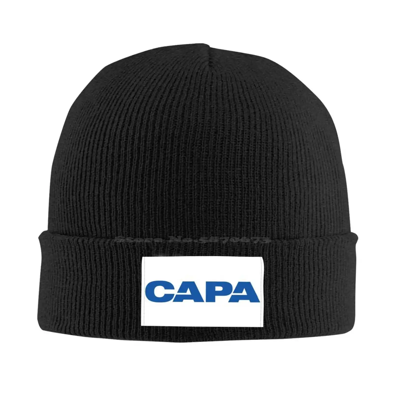 

Модная бейсбольная кепка с логотипом авиакомпании CAPA Centre