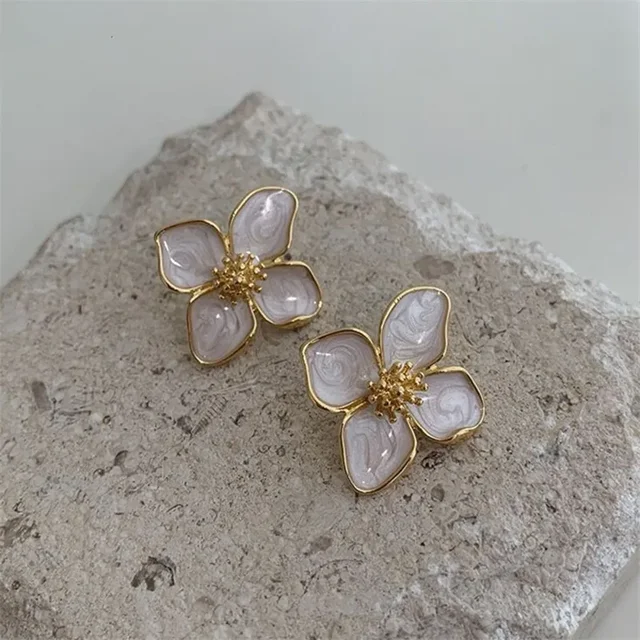 54115-811278.jpg Fashion Korean Women Retro Drip Glaze Red Flower Earrings Women for Delicate Earrings Luxury Couple Engagement Jewelry Gift