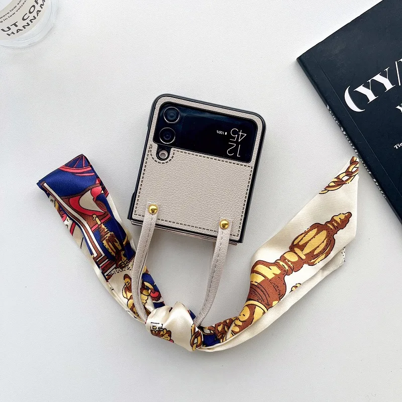 Hülle mit Gürtelschlaufen für Samsung Galaxy Z Flip 6 Z Flip 5 Z Flip 4 3 2 1 Hülle Stoßfeste Schale für Flip 2 Rückseite_voghion.com