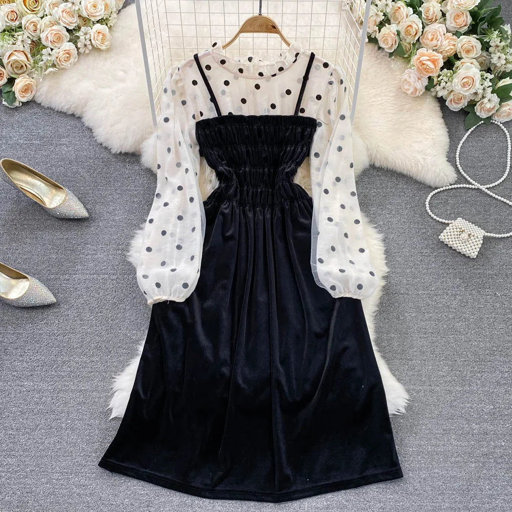 

Autumn and Winter Fashion Temperament Small Fresh Fake Two Pieces of Fungus Edge Round Neck Waist Thin A-line Gold Velvet Dress