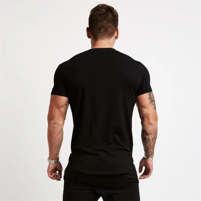 T-shirt sportive muscolari da uomo T-shirt alla moda Top manica corta Allenamento atletico Abbigliamento da palestra T-shirt slim fit da uomo - immagine 2