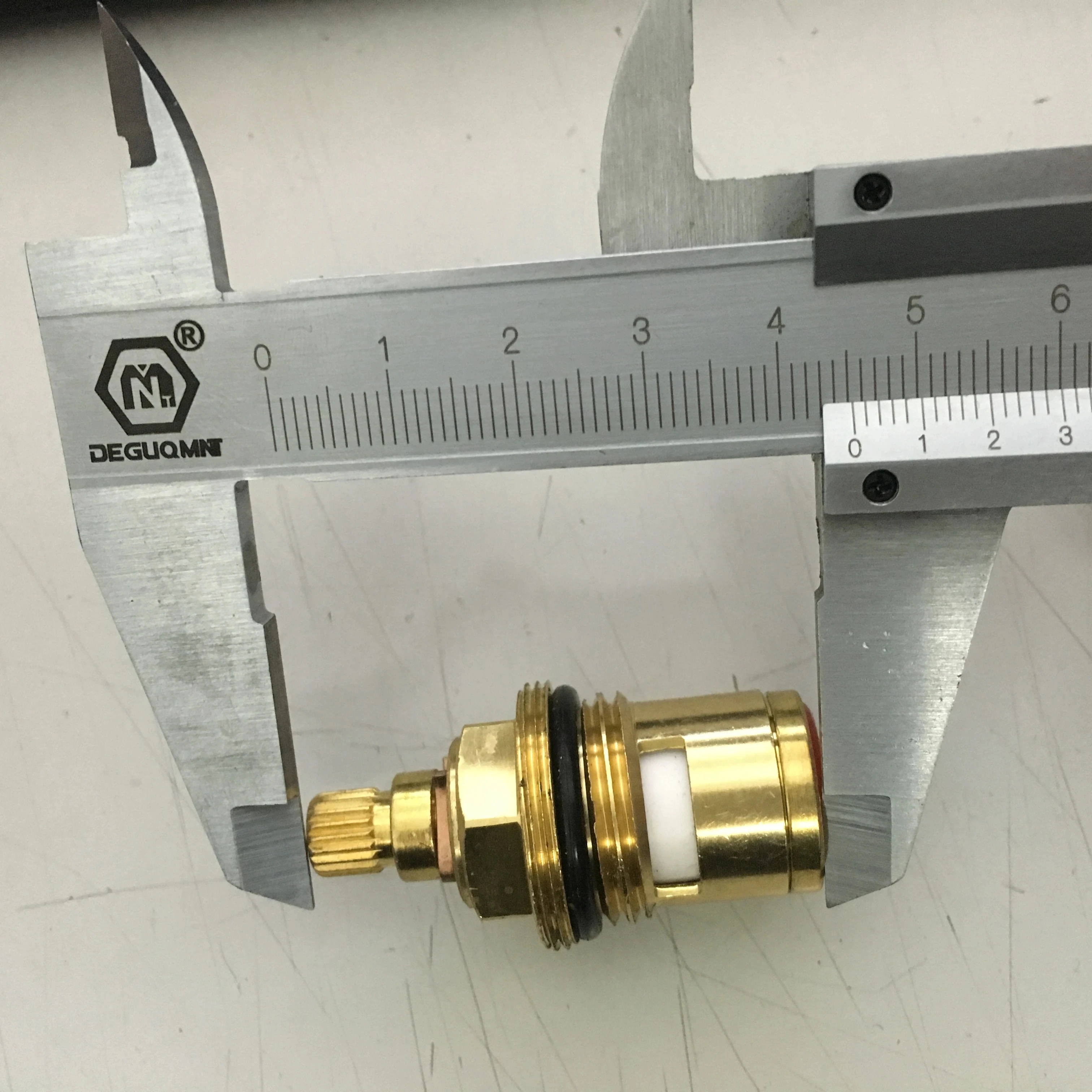 Single OR Double Tooth Faucet Replacement 45mm Brass 1/4 Turn G1/2" Ceramic Disc Cartridge Hot or Cold Tap Valve Faucet Spool