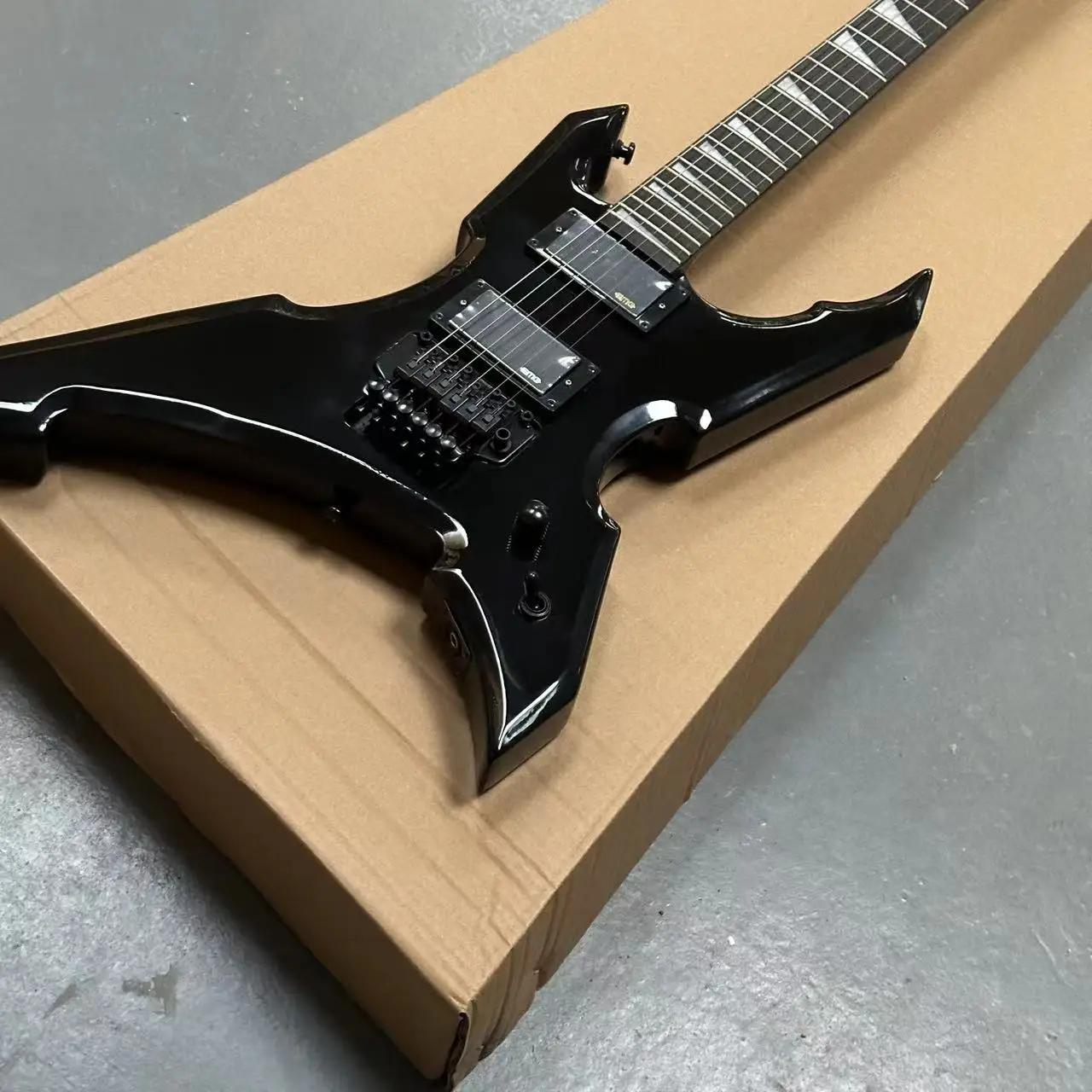 Jac k.s-on Electric Guitar black hardware OWN-brand