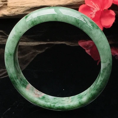 

Natural Burmese Emerald 54mm-64mm Oil Green Bracelet Elegant Princess Jewelry Send Mom to Girlfriend Mom to Girlfriend