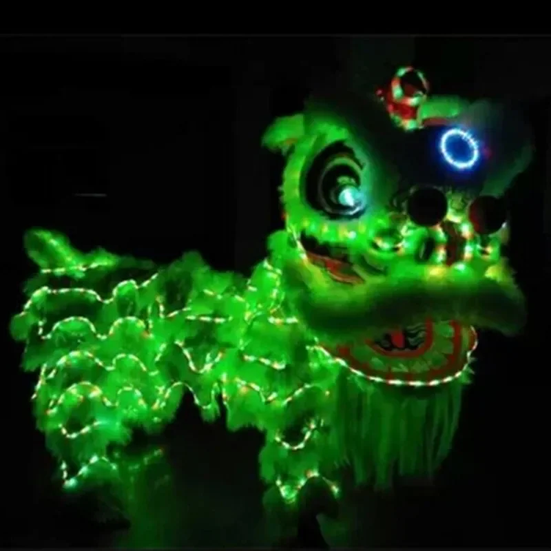 Рисунок 2 - Танцевальный костюм со светодиодной