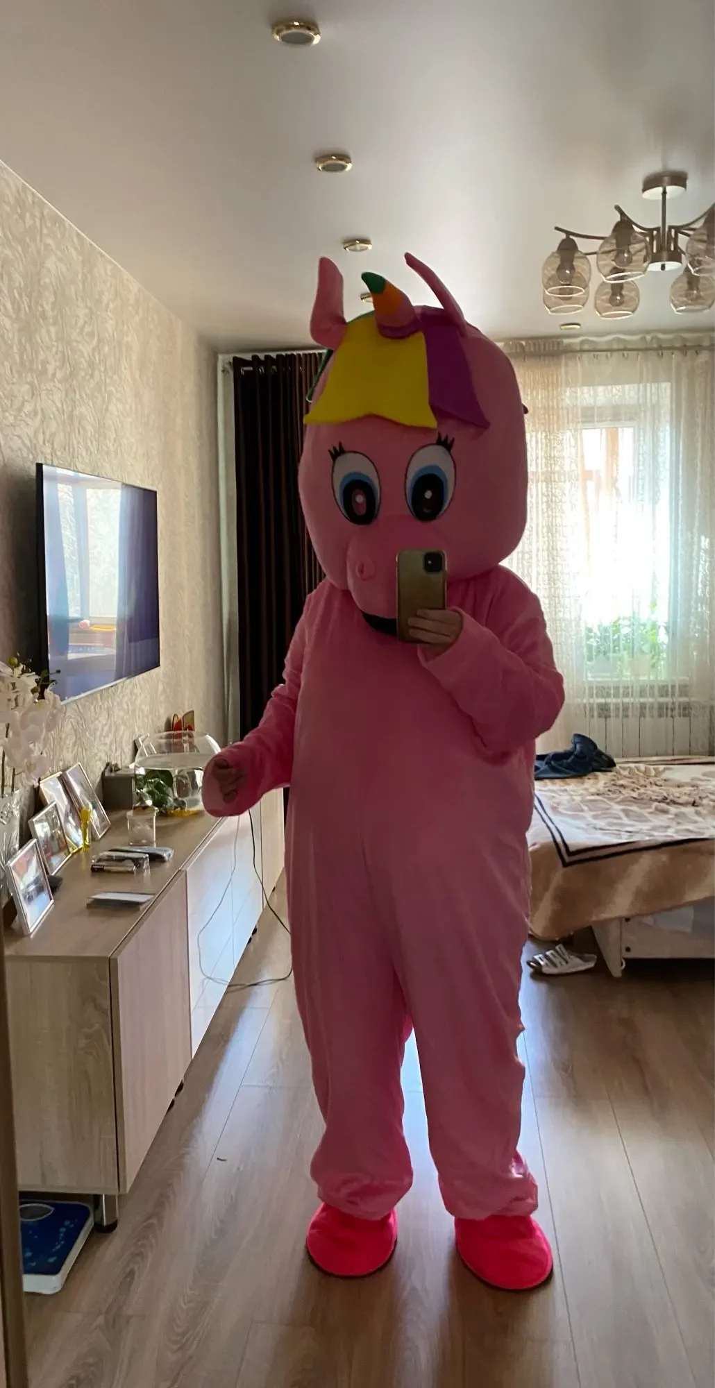 Cosplay Mascot Unicorn Horse Cartoon character costume Party Mascot Costume Advertising Show Costume Animal carnival Clothing 4