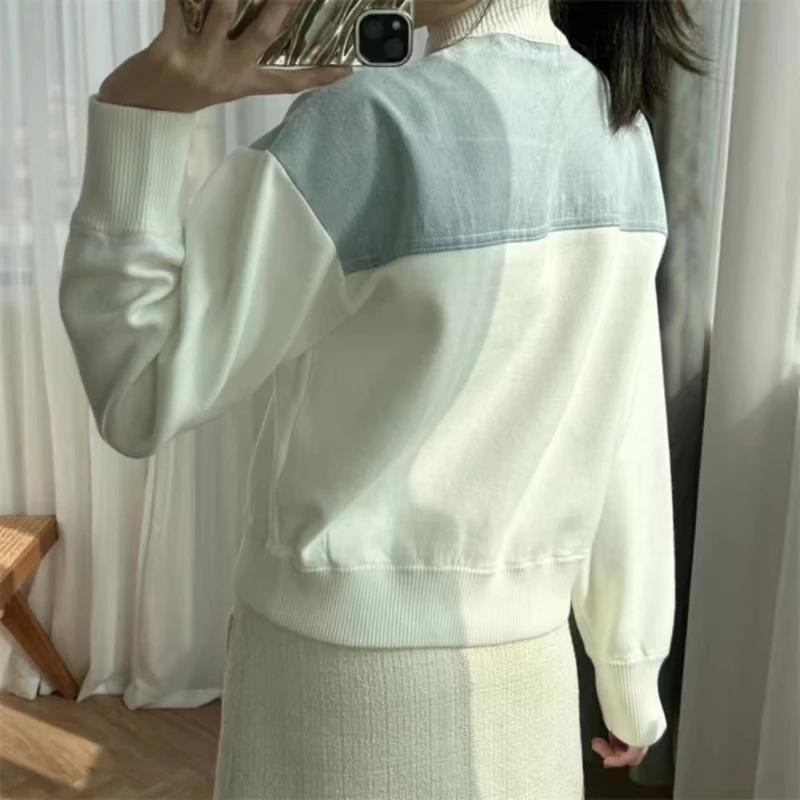 

Женский трикотажный костюм «соляная подружка», белый Повседневный бейсбольный костюм с круглым вырезом, короткая куртка на раннюю весну 2024