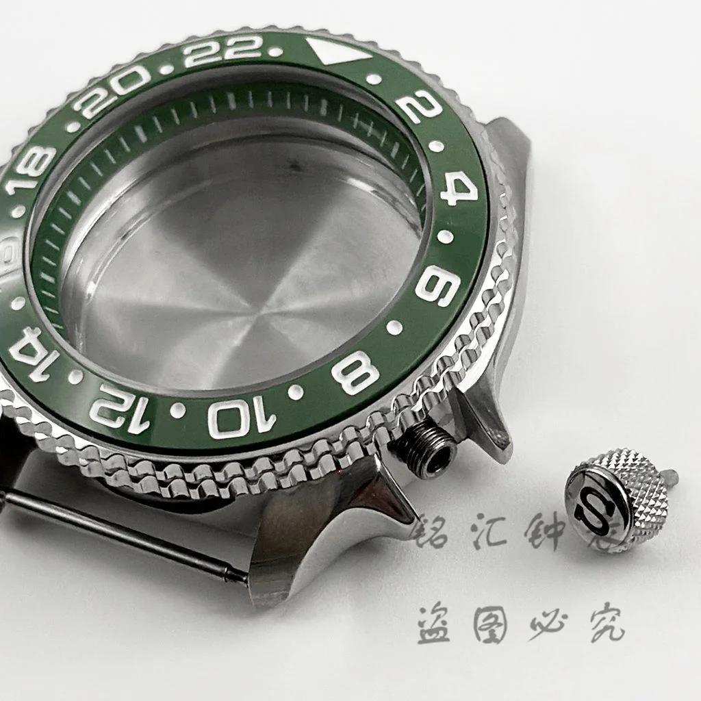 Green Ring 42mm Watch Case with Sloping Bezel