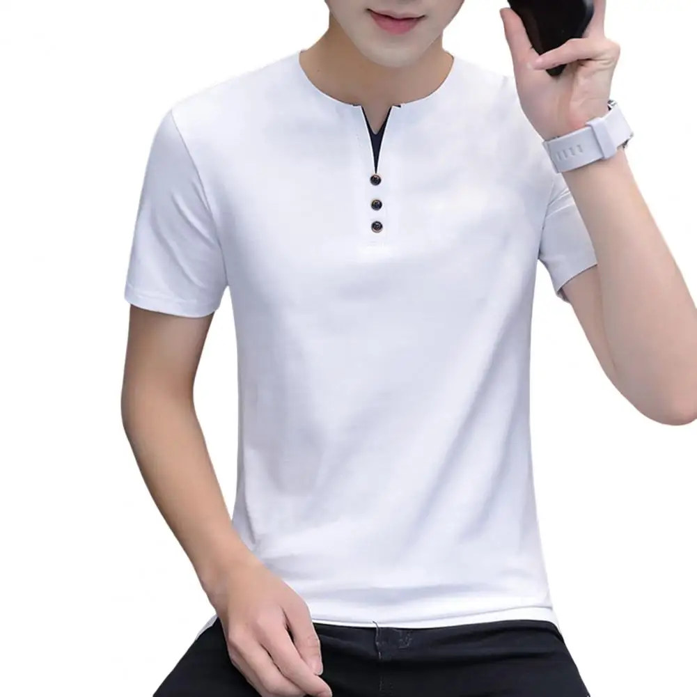 

Модная однотонная свободная Корейская футболка с V-образным вырезом и пуговицами, Мужская одежда, новинка 2023, Осенние повседневные пуловеры, универсальная Футболка
